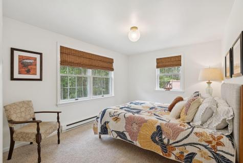 6 Beechwood Lane Falmouth ME 04105