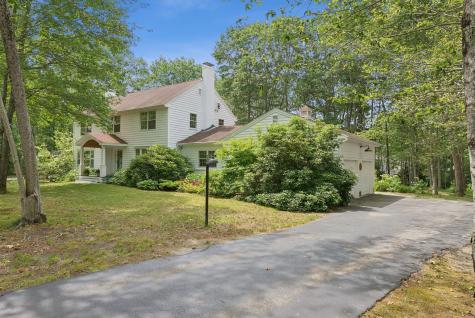 6 Beechwood Lane Falmouth ME 04105