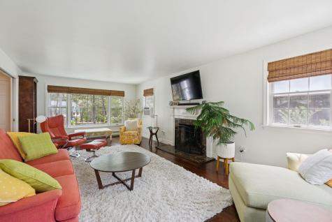 6 Beechwood Lane Falmouth ME 04105