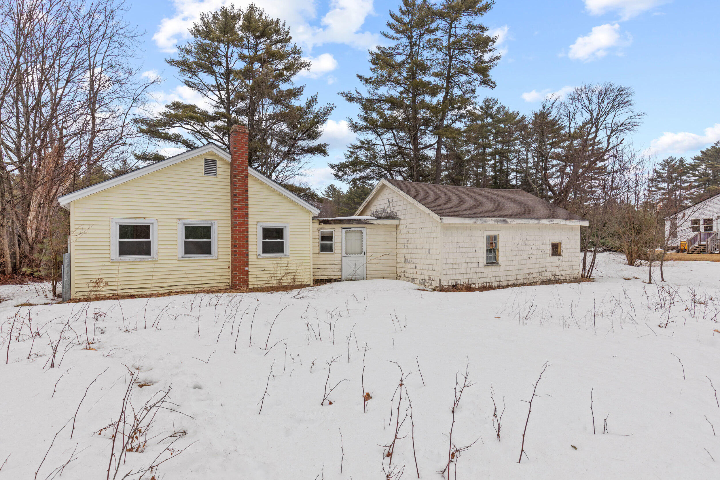 1042 Pequawket Trail Standish ME 04085