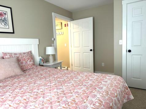 27 Crescent Drive Waterboro ME 04061