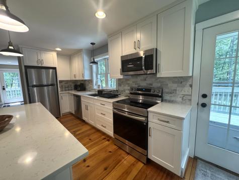 27 Crescent Drive Waterboro ME 04061