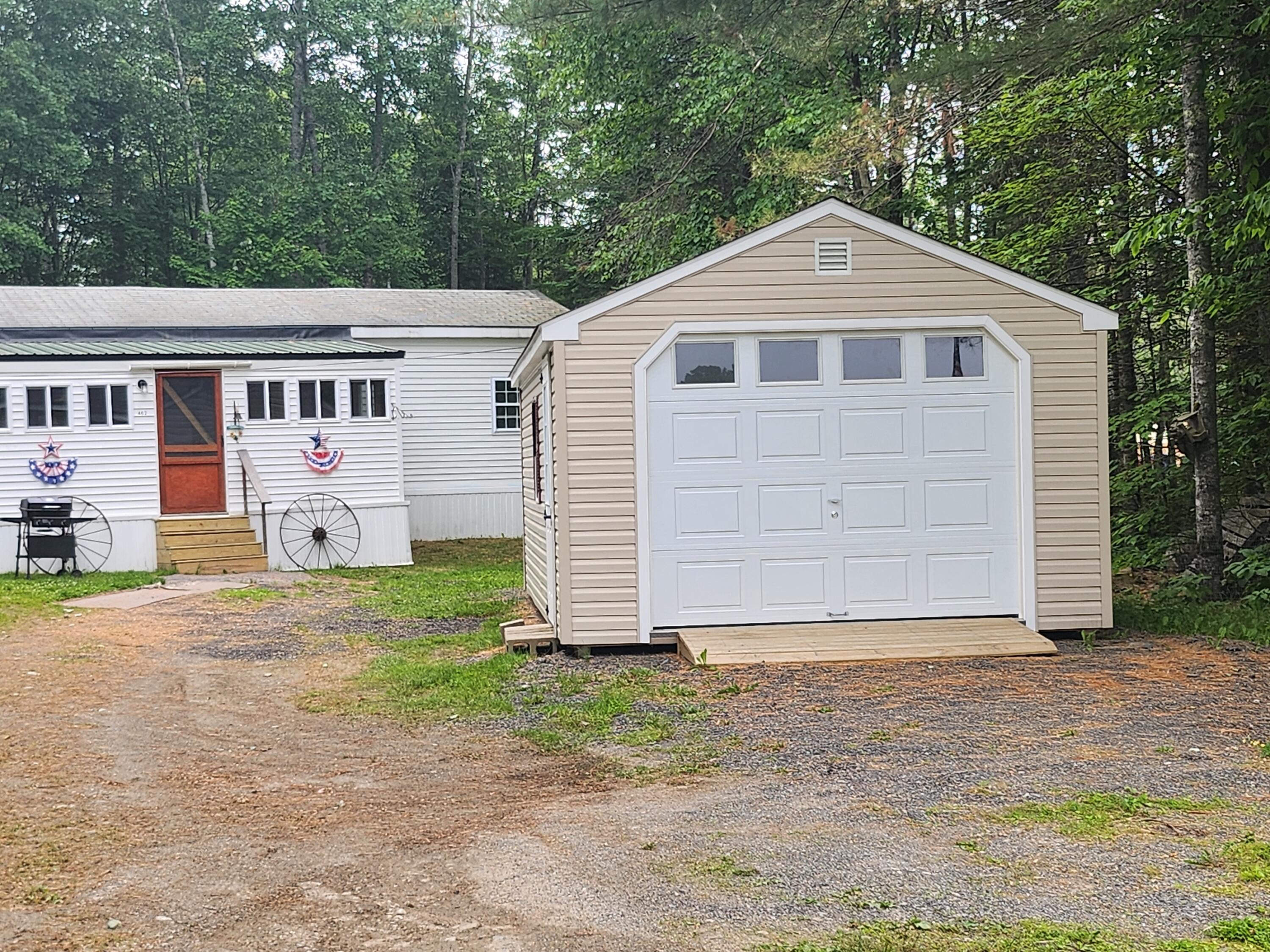 462 Troy Road Detroit ME 04929