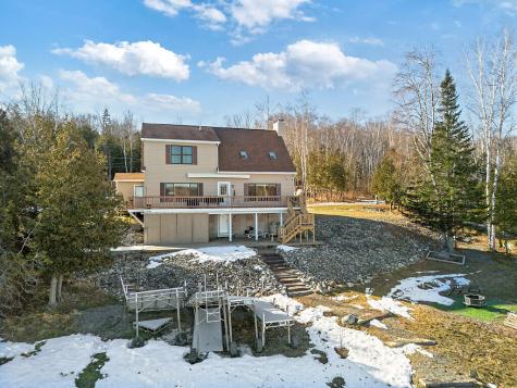 104 Cotta Lane Saint Albans ME 04971