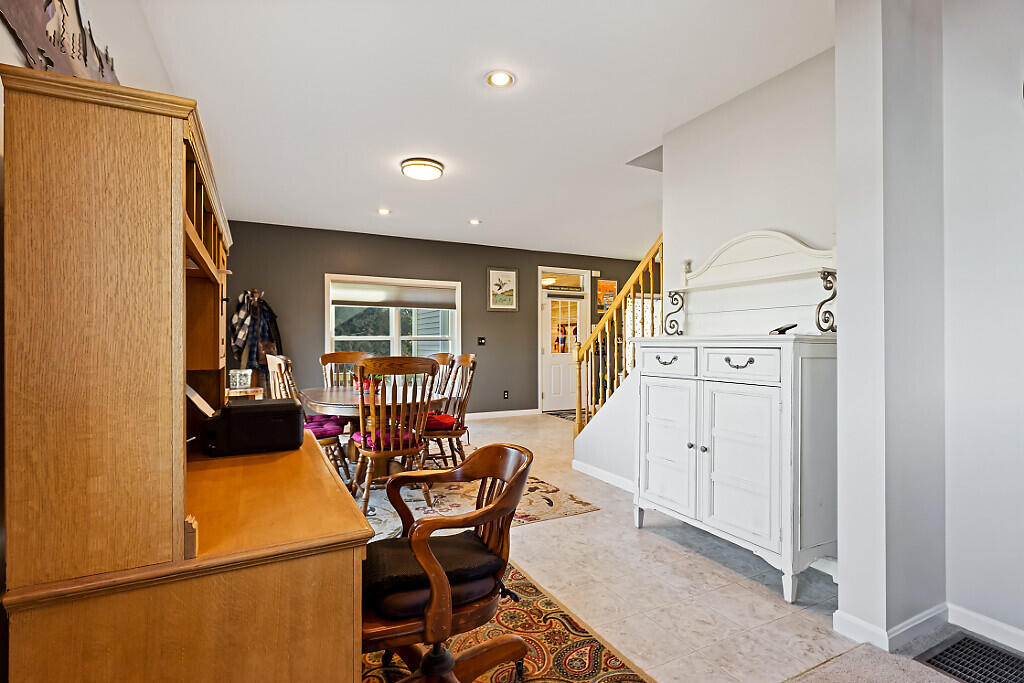 104 Cotta Lane Saint Albans ME 04971