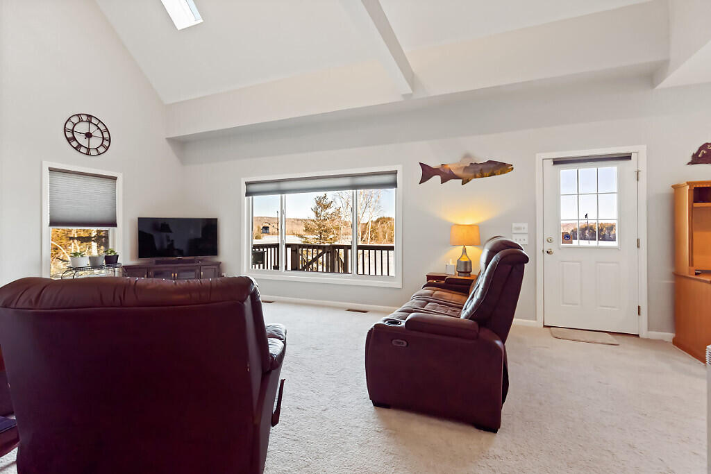 104 Cotta Lane Saint Albans ME 04971