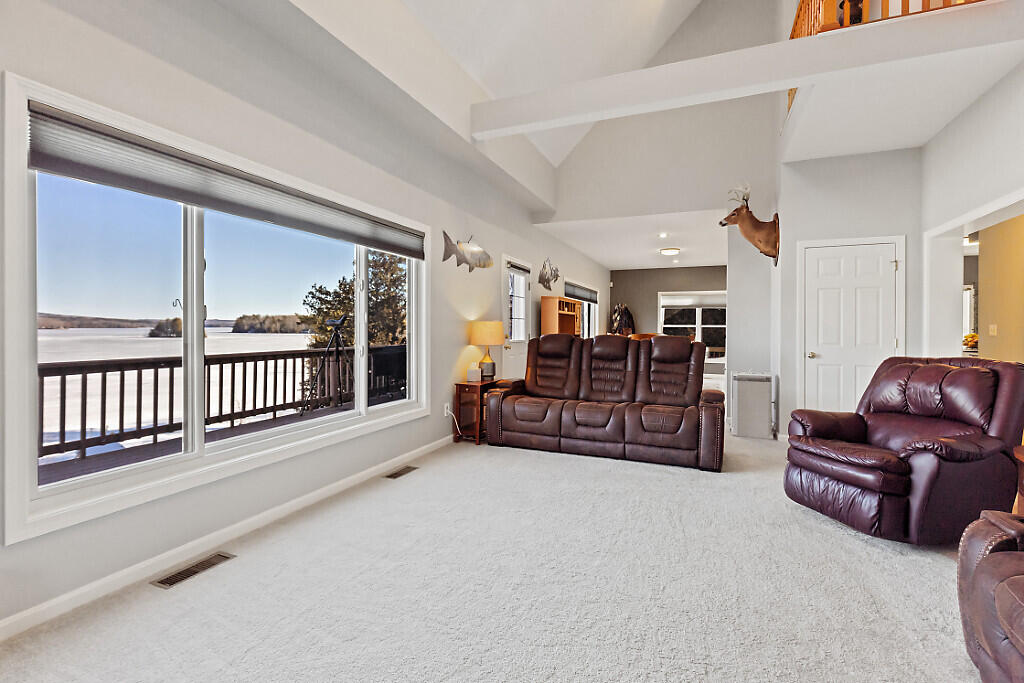 104 Cotta Lane Saint Albans ME 04971