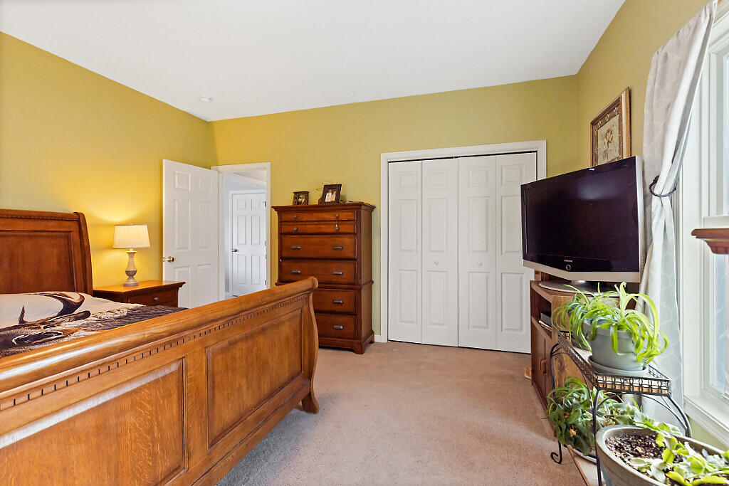 104 Cotta Lane Saint Albans ME 04971