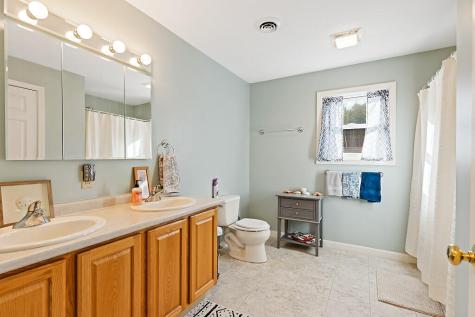 104 Cotta Lane Saint Albans ME 04971