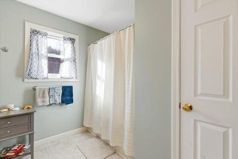 104 Cotta Lane Saint Albans ME 04971