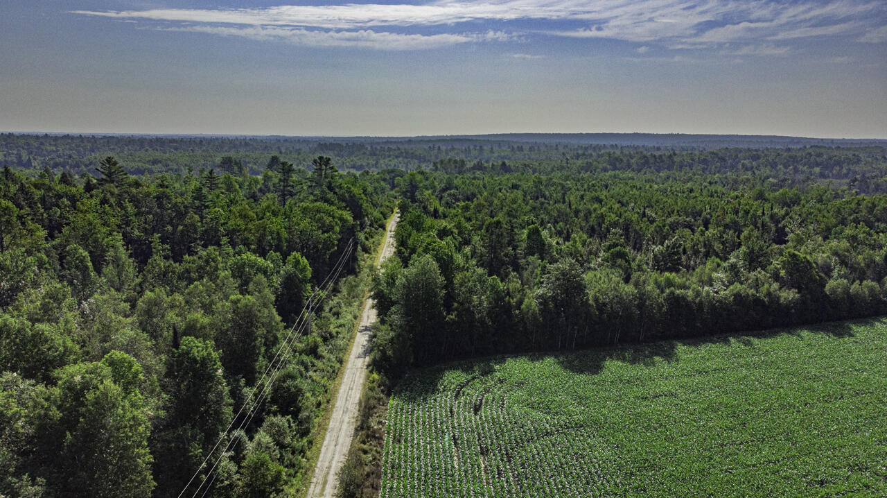 450 Station Road Bradford ME 04410