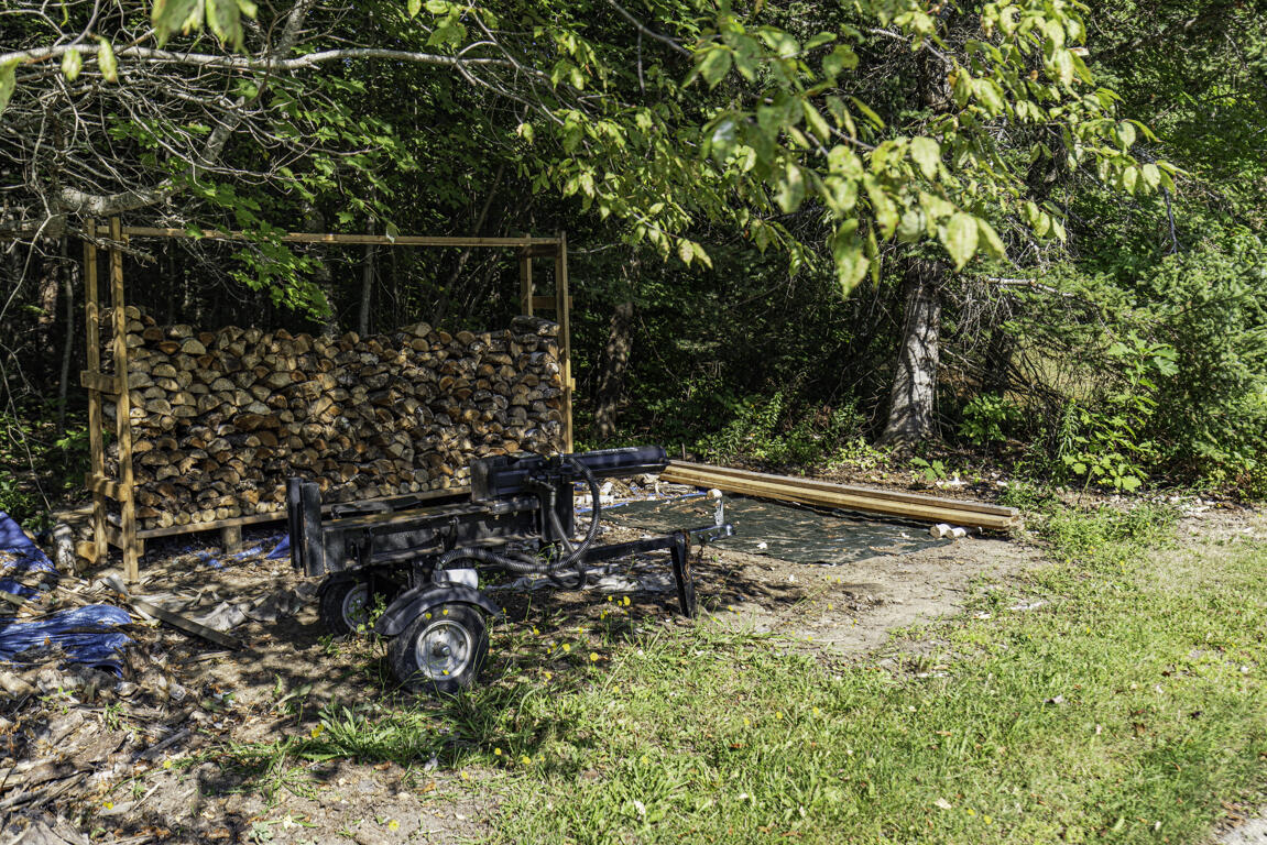 450 Station Road Bradford ME 04410