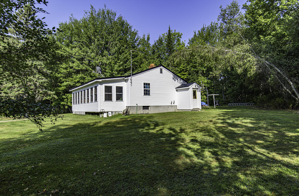 450 Station Road Bradford ME 04410