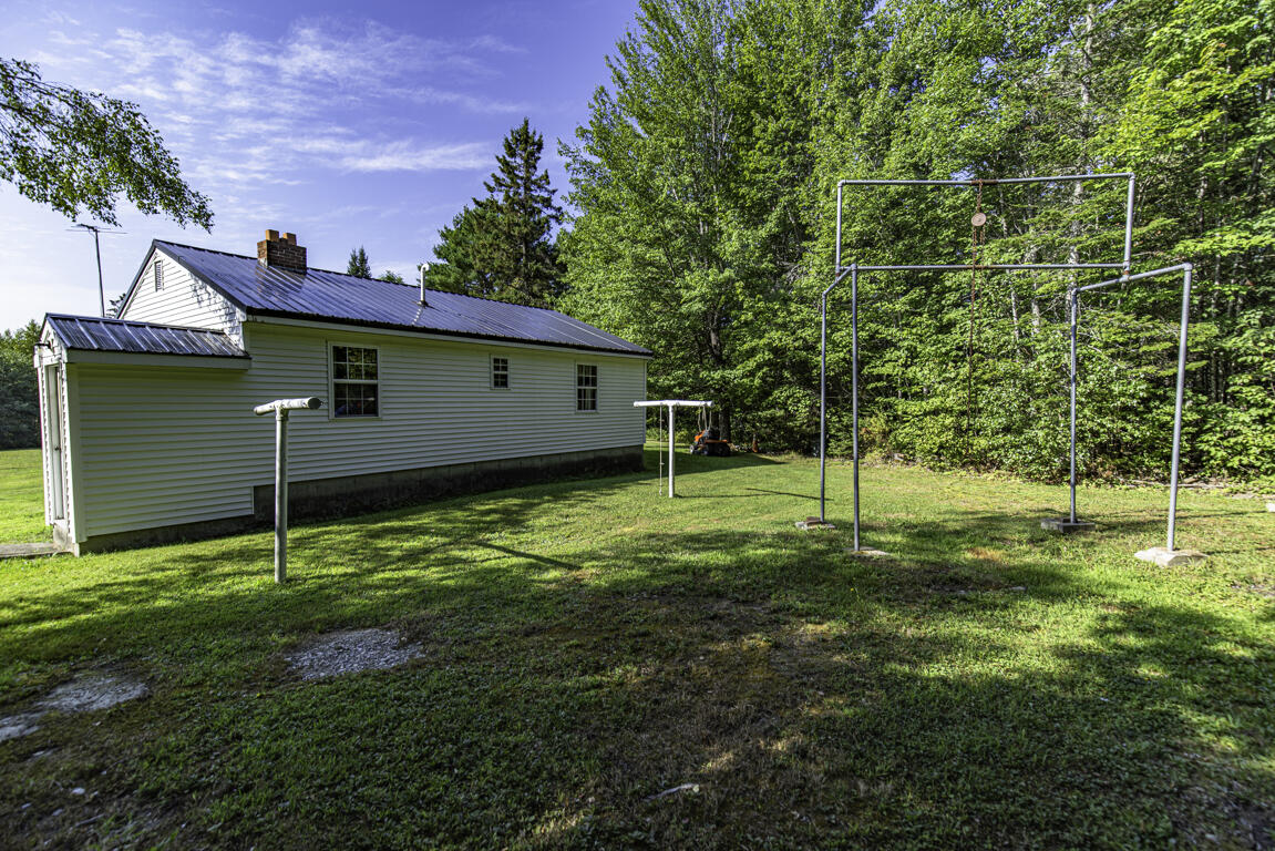 450 Station Road Bradford ME 04410