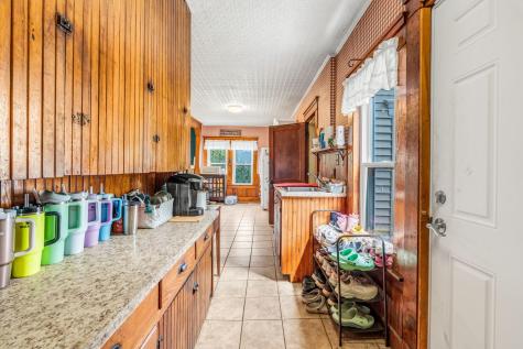 131 Pleasant Street Dexter ME 04930