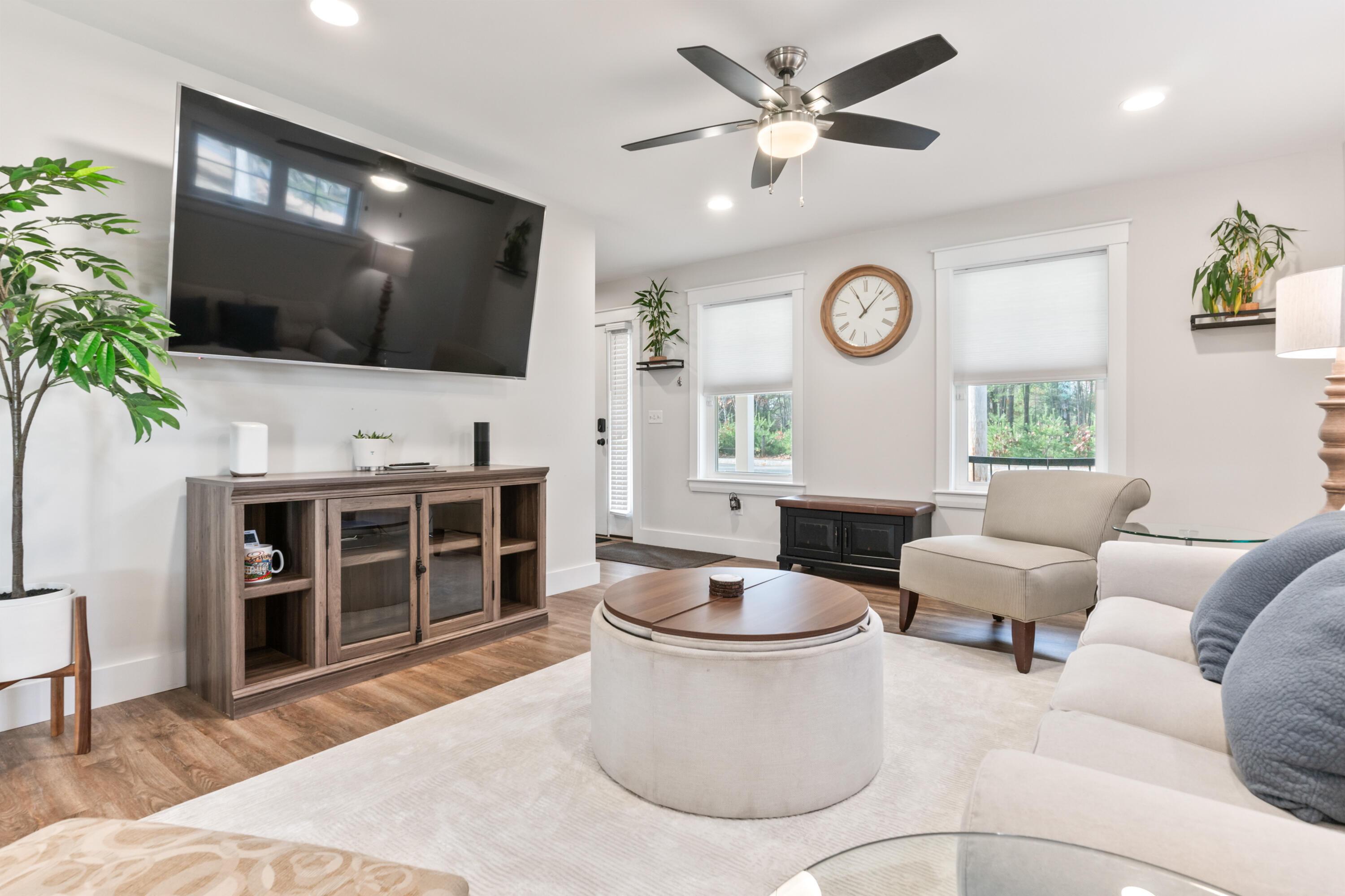 11 Neptune Drive Brunswick ME 04011