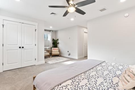 11 Neptune Drive Brunswick ME 04011