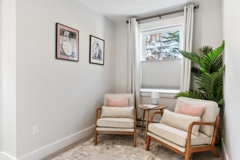 11 Neptune Drive Brunswick ME 04011