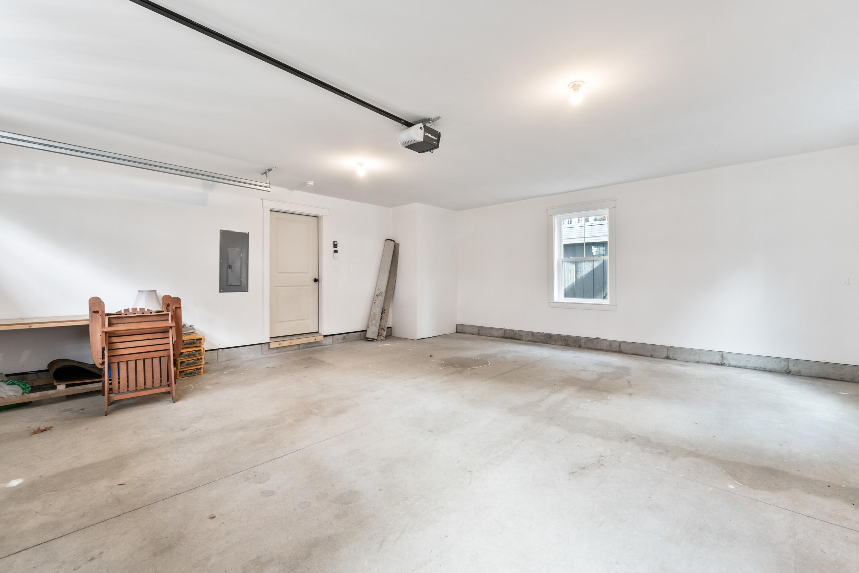 11 Neptune Drive Brunswick ME 04011