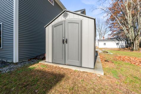 11 Neptune Drive Brunswick ME 04011