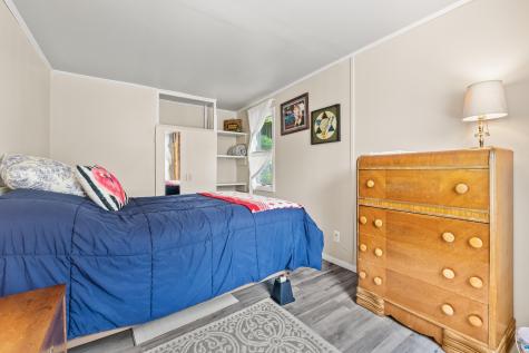 48 E Shore Drive Greene ME 04236