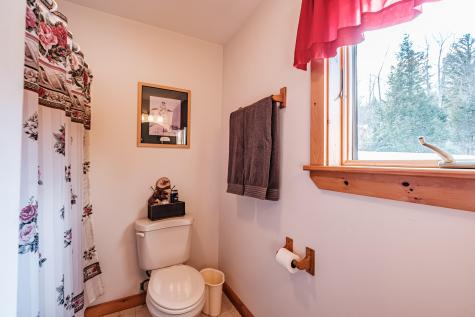 70 Valley View Drive Newry ME 04261