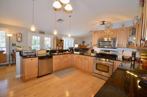 20 Rosebud Lane Brewer ME 04412