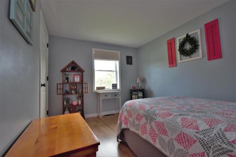 9 Lindsey Way Hampden ME 04444