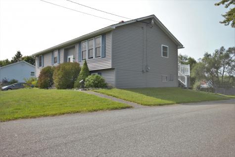 9 Lindsey Way Hampden ME 04444