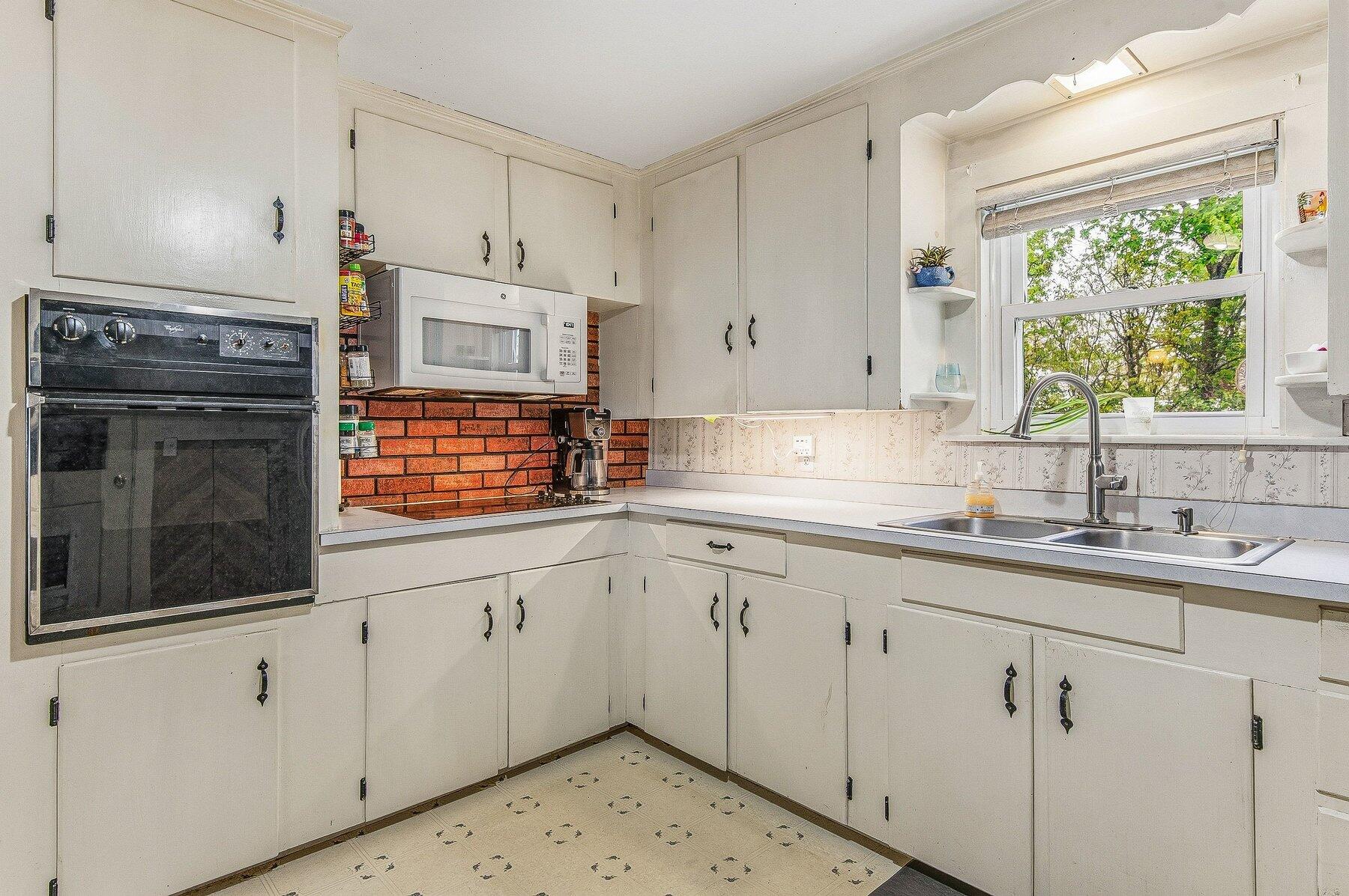 13 Joy Street Sanford ME 04083