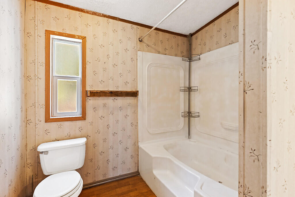 5 Forest Lane Fairfield ME 04937