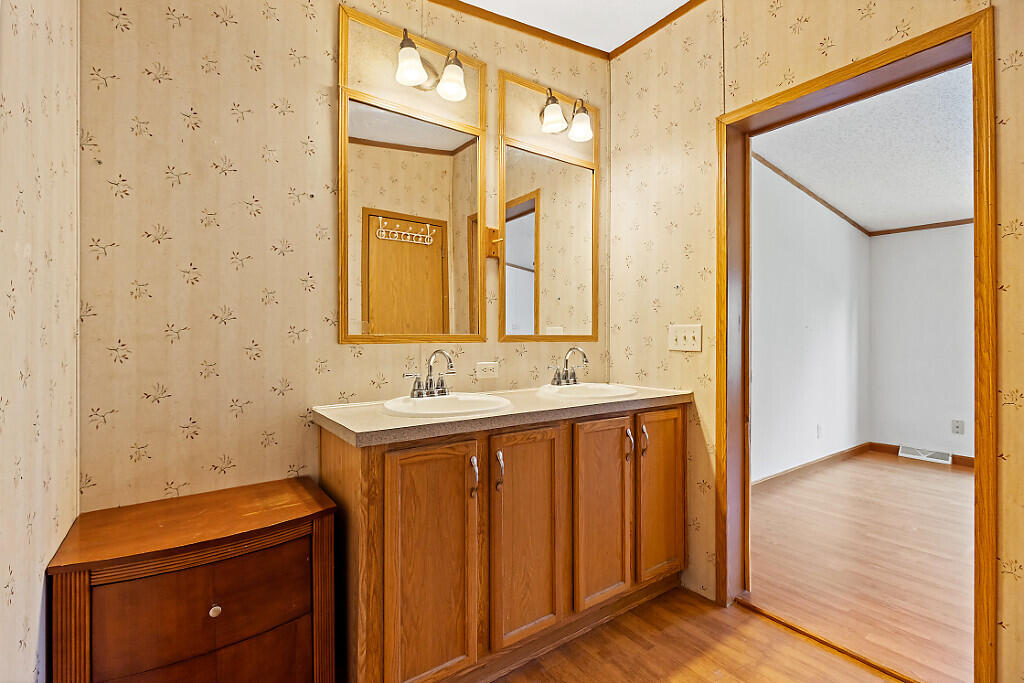 5 Forest Lane Fairfield ME 04937