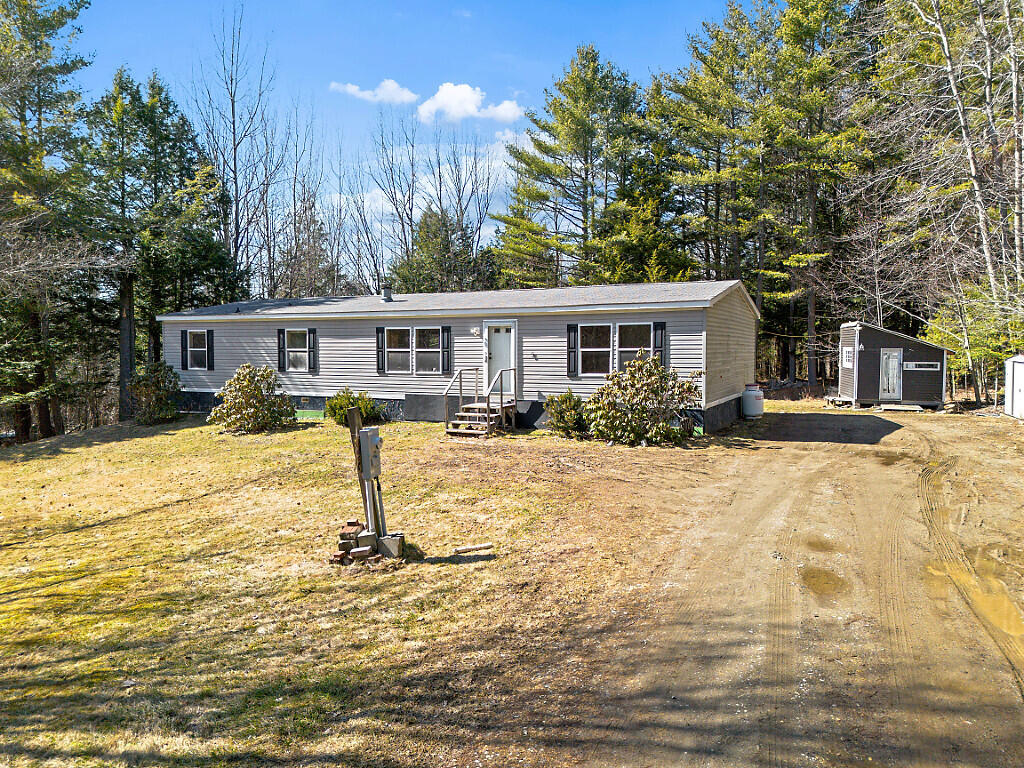 5 Forest Lane Fairfield ME 04937
