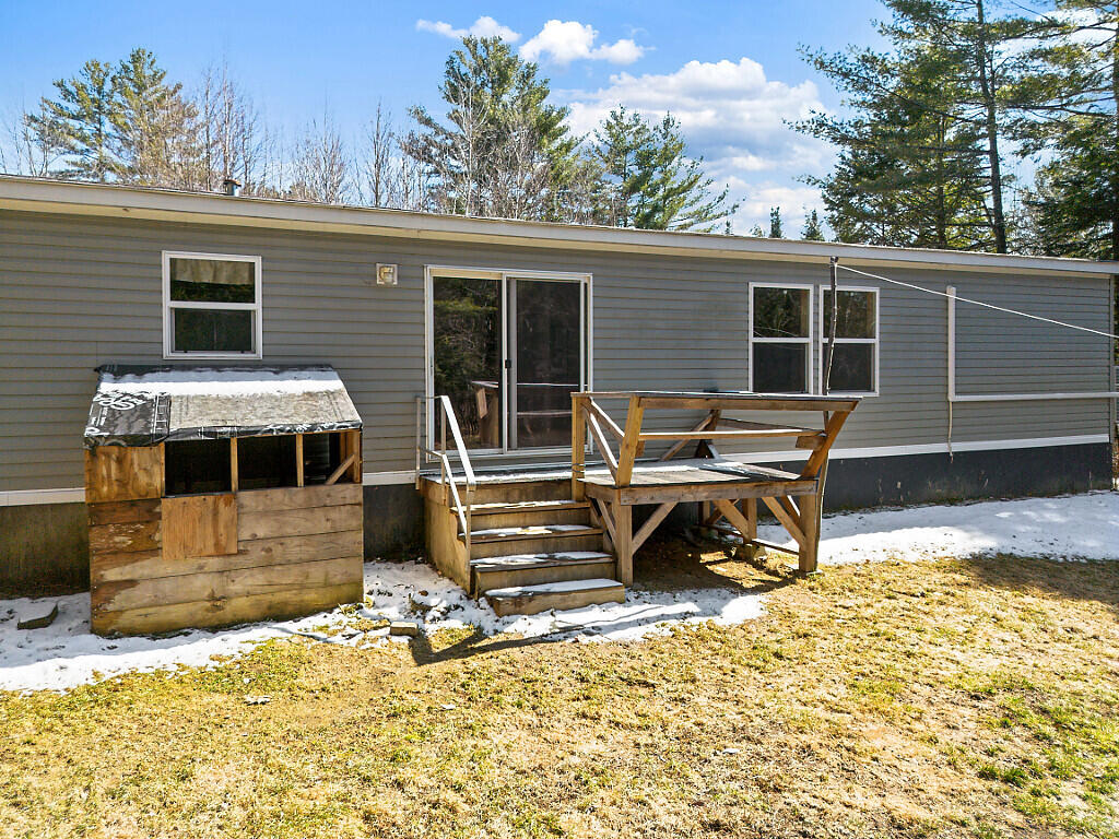 5 Forest Lane Fairfield ME 04937
