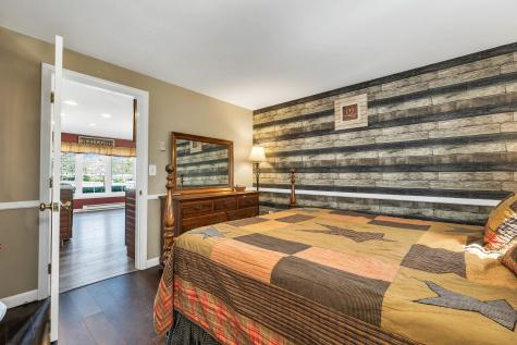 22 N Town Farm Road Oxford ME 04270