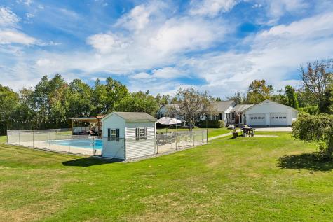 22 N Town Farm Road Oxford ME 04270