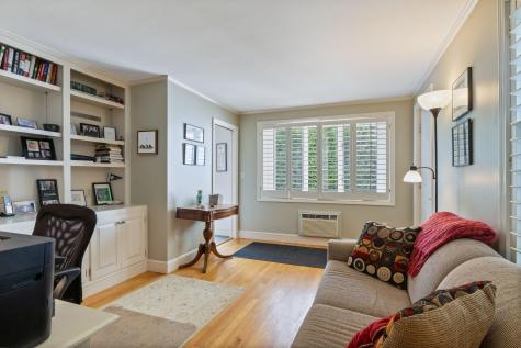 57 Foreside Road Falmouth ME 04105