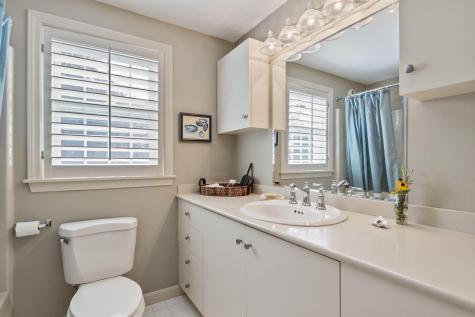 57 Foreside Road Falmouth ME 04105