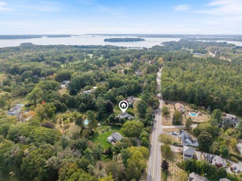 57 Foreside Road Falmouth ME 04105