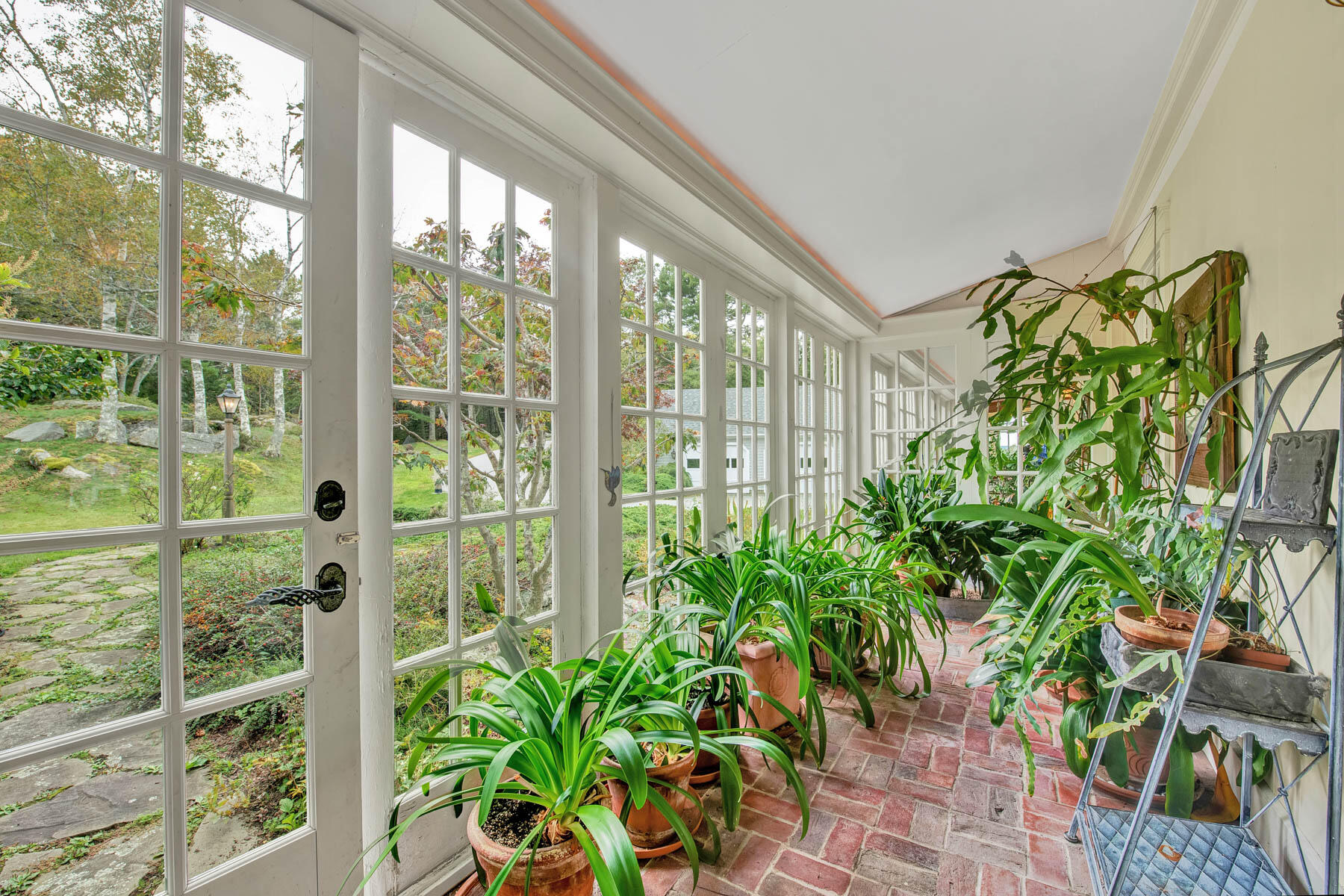 254 Cape Newagen Road Southport ME 04576