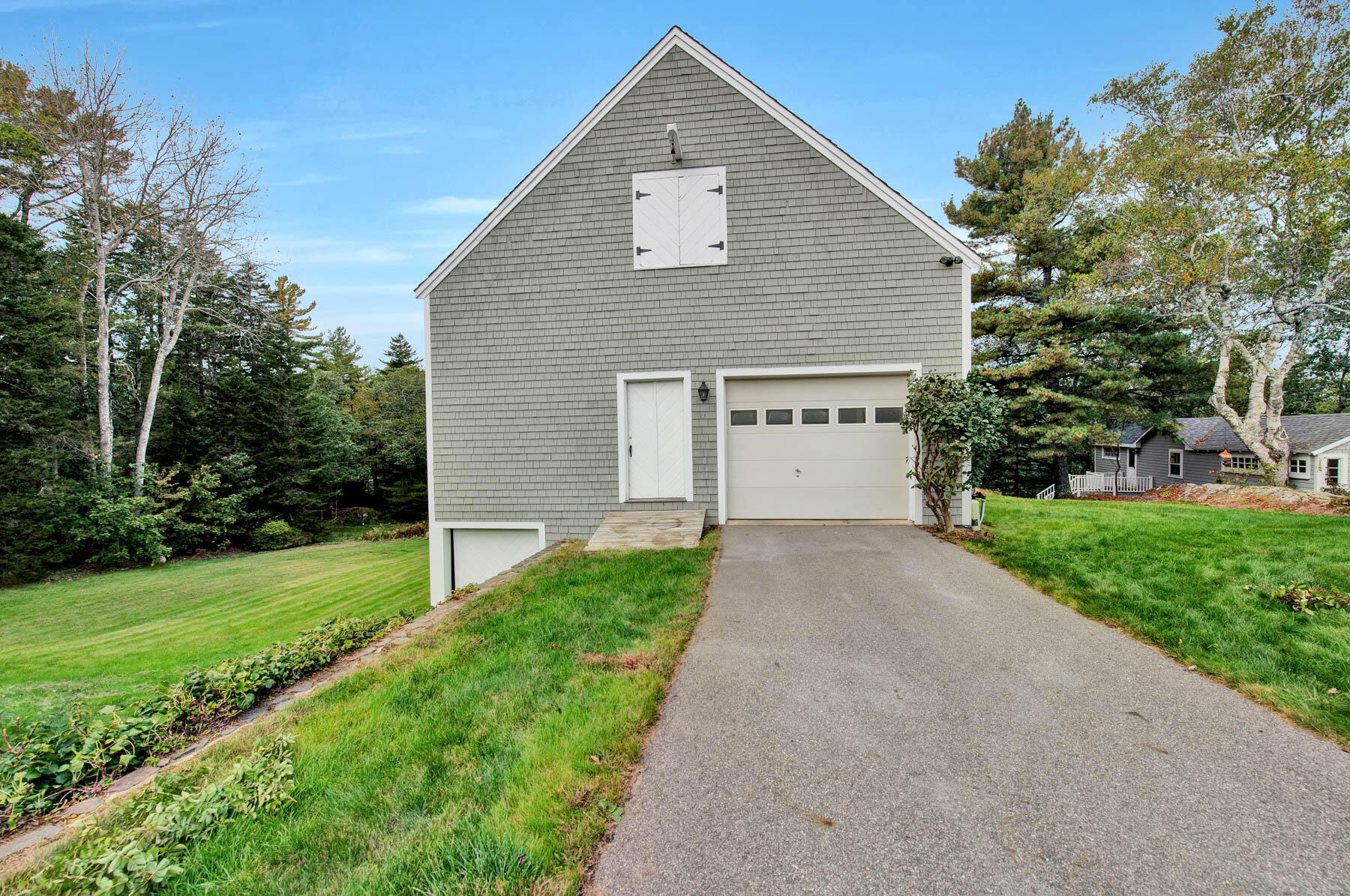 254 Cape Newagen Road Southport ME 04576