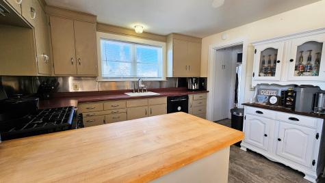 1185 N Main Street Brewer ME 04412