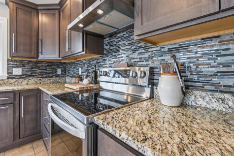 5 Pearl Drive Brunswick ME 04011