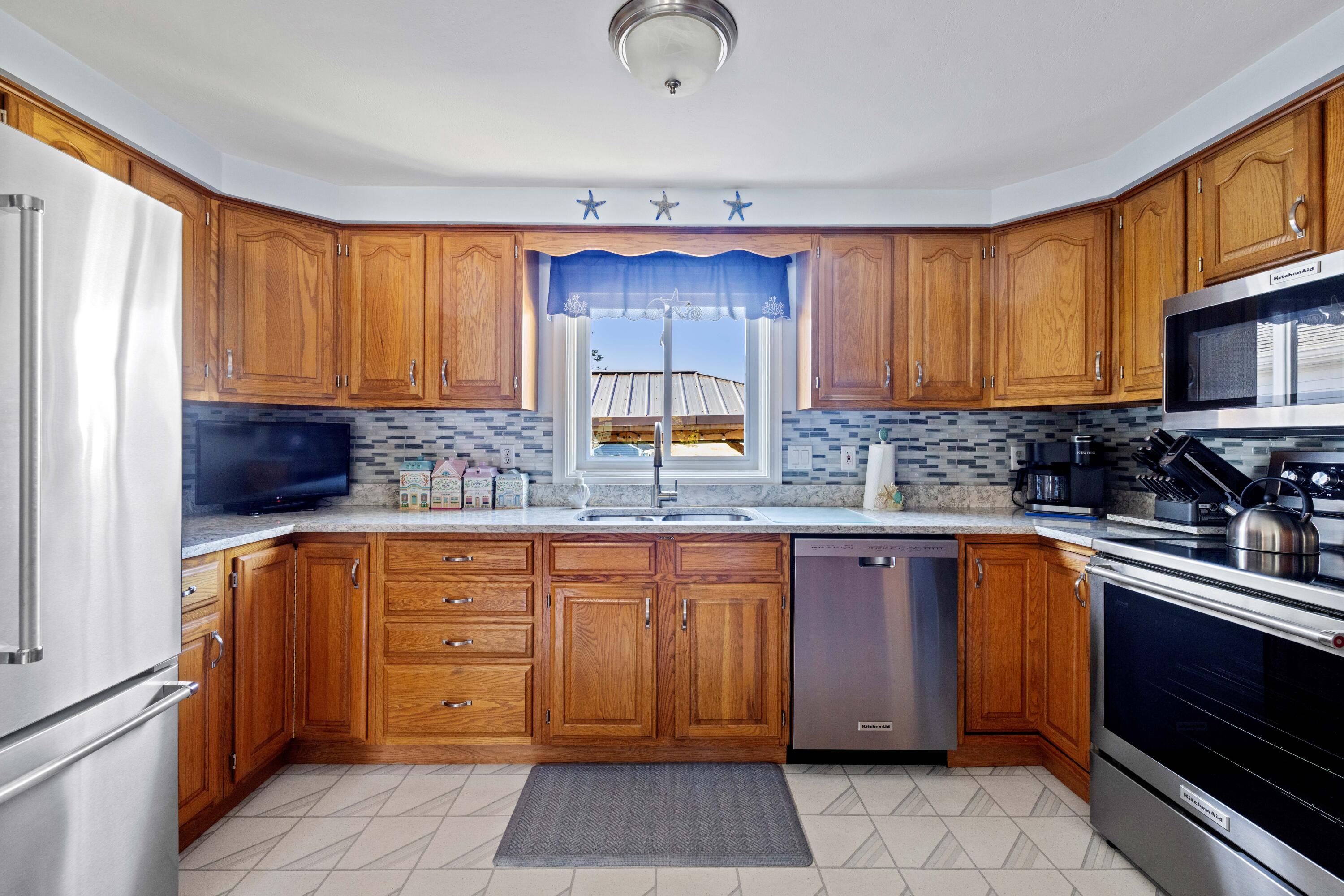 8 Indian Ridge Drive Biddeford ME 04005