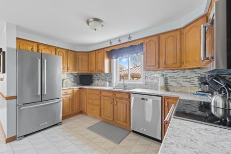 8 Indian Ridge Drive Biddeford ME 04005