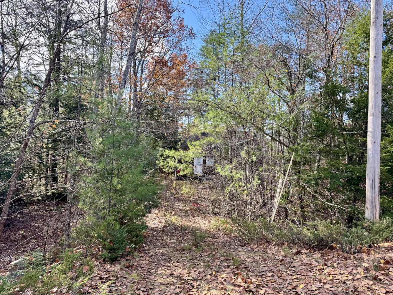 2738 Burkettville Road Liberty ME 04949