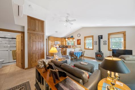 33 Rockinghorse Lane Saint George ME 04859