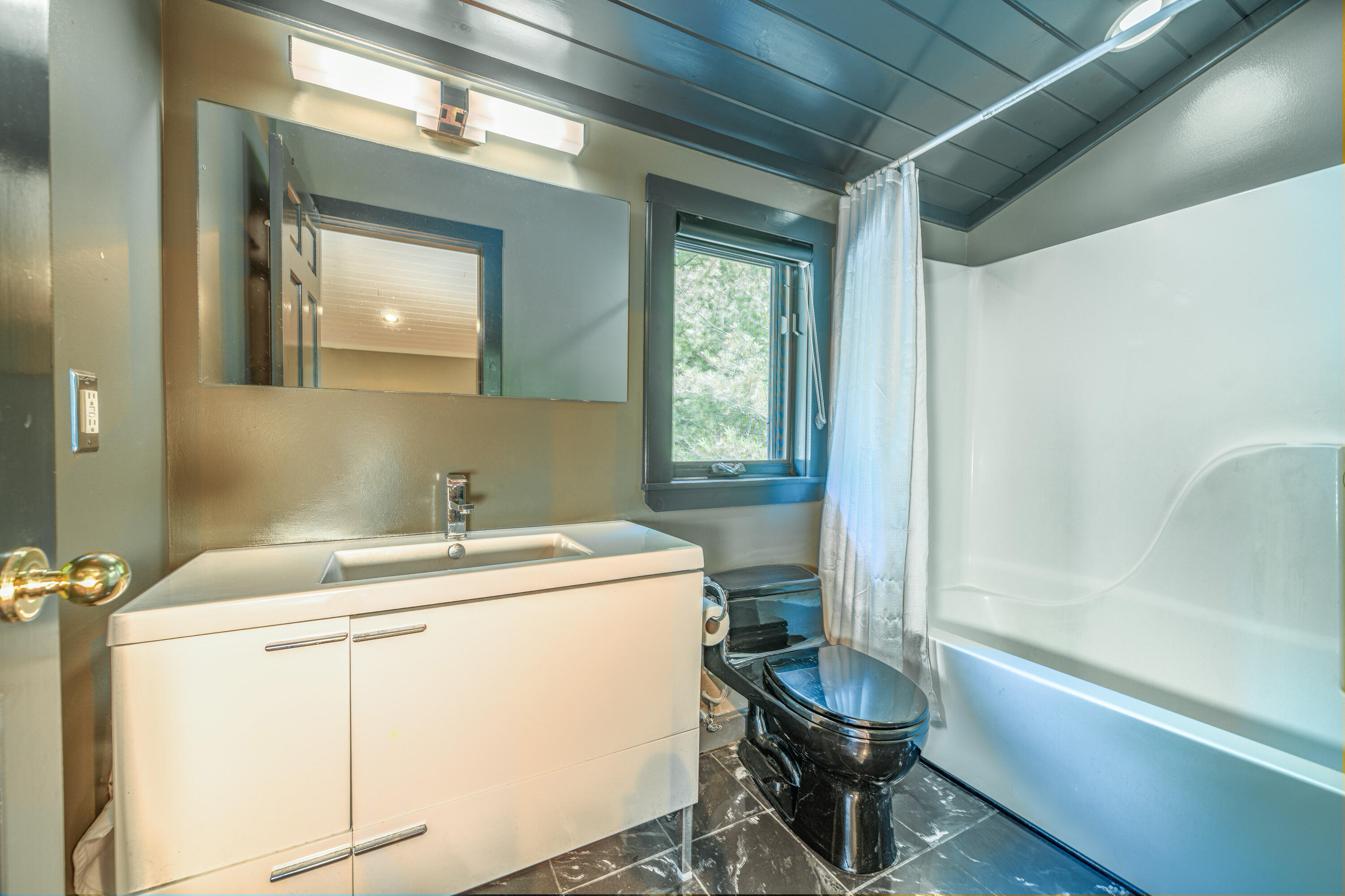 40 Lakeside Drive Swanville ME 04915
