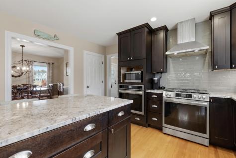 111 Concord Circle Yarmouth ME 04096