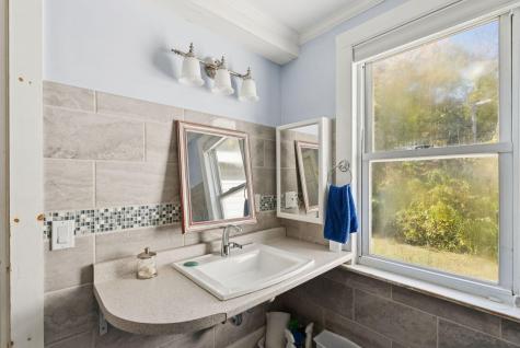 27 Goodwin Lane Lyman ME 04002